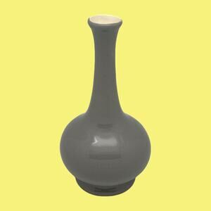1950s MID-CENTURY MOD Grey Lightly Speckled Pottery Bud Vase With Cream Interior